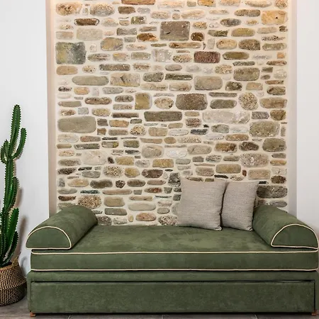 Vintage Apartment